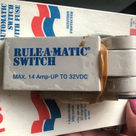 Rule rule a matic switch - Picture 5 of 6